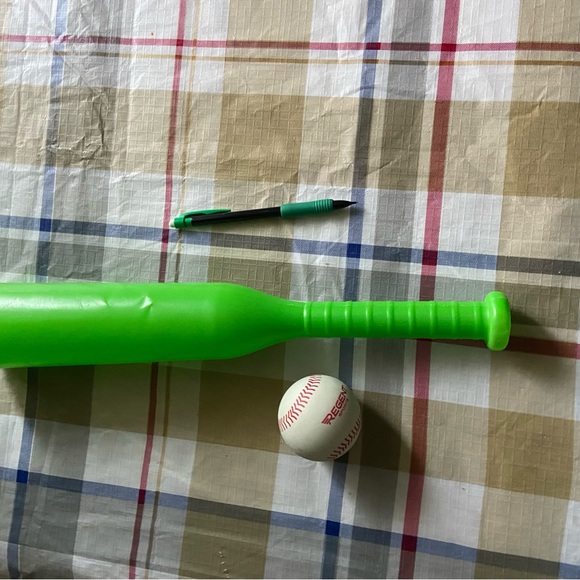 Kids Toy lot -preowned-items vary from like new-good/fair condition-see details - Picture 12 of 17